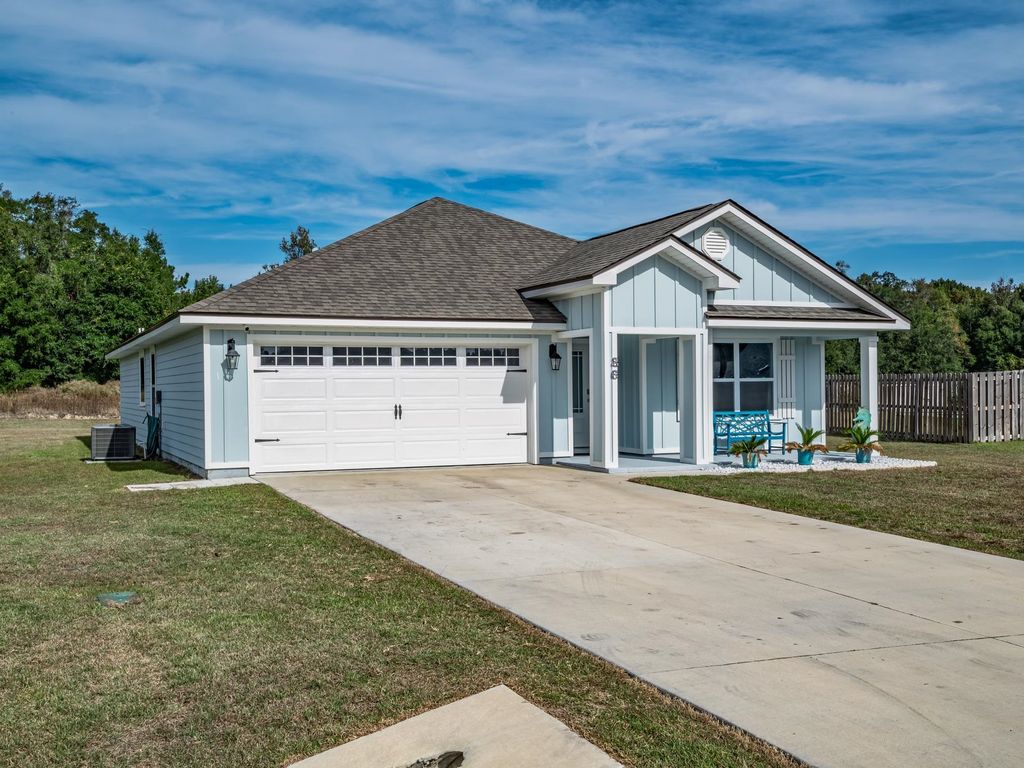 Image 30 of property listing at 86 Spears Crossing Lane, Crawfordville, FL 32327