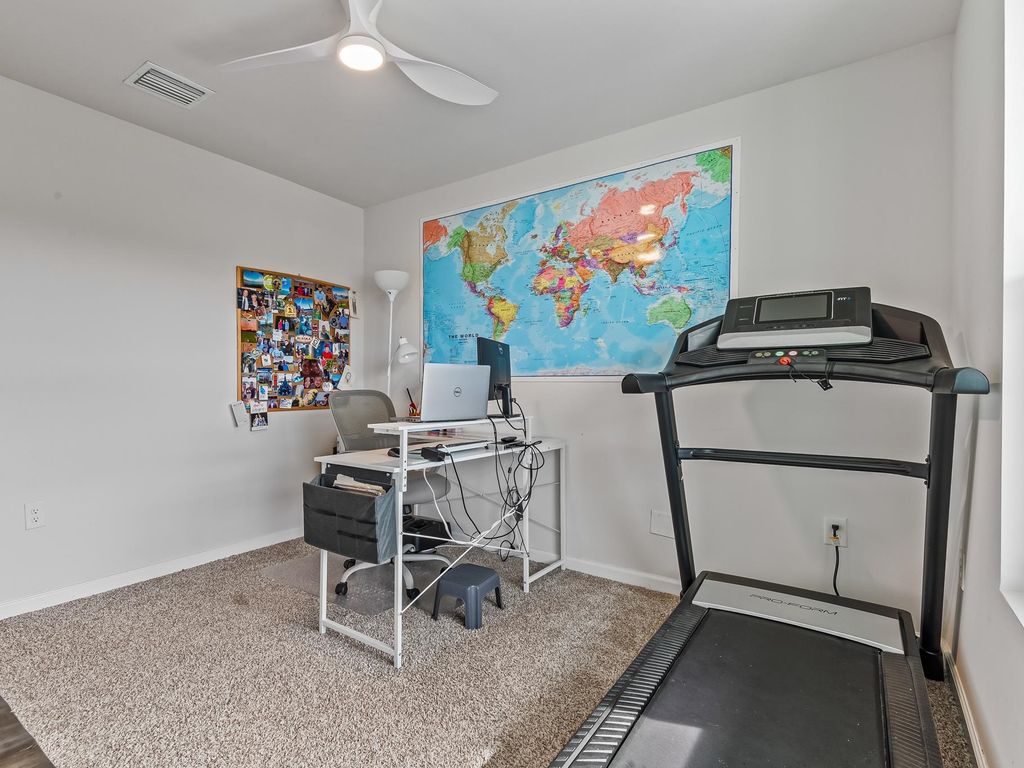 Image 7 of property listing at 86 Spears Crossing Lane, Crawfordville, FL 32327