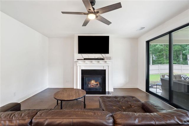 2453 Oxenwood Drive SW, Marietta, GA 30064