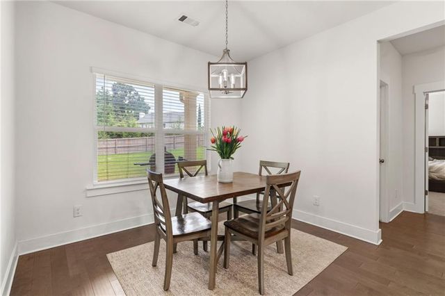 2453 Oxenwood Drive SW, Marietta, GA 30064