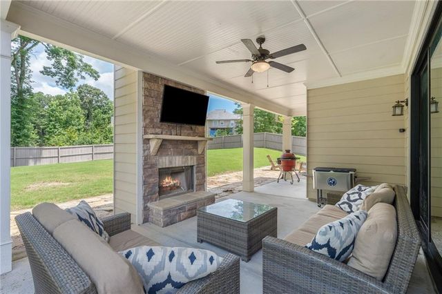 2453 Oxenwood Drive SW, Marietta, GA 30064