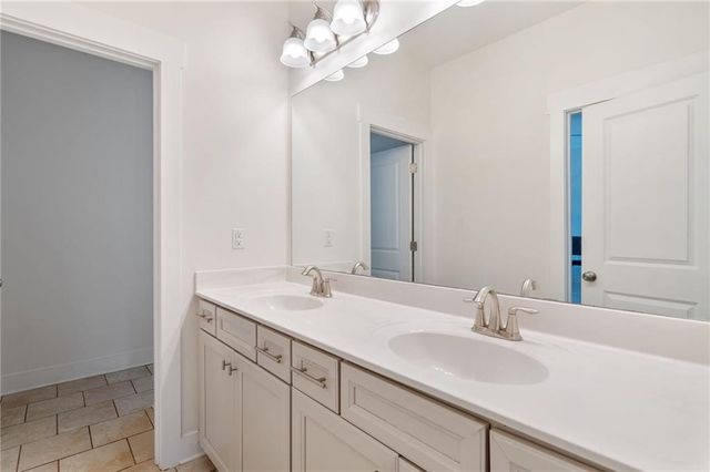 2453 Oxenwood Drive SW, Marietta, GA 30064