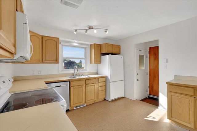 7505 N Altamont St, Spokane, WA 99217
