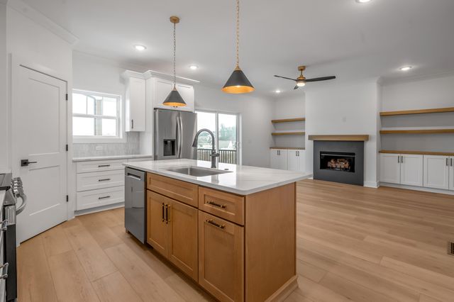 1003 Lauderdale Drive, Nicholasville, KY 40356