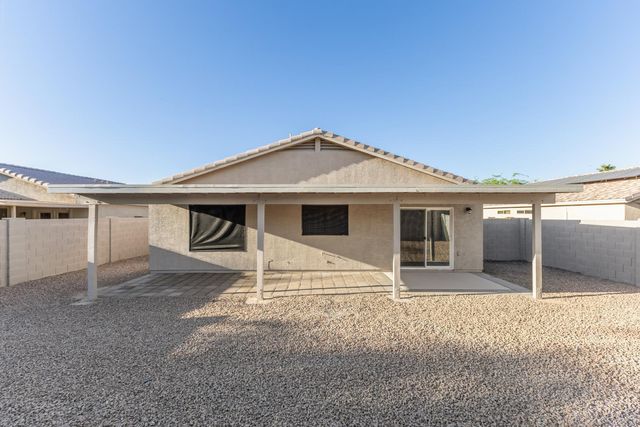 8821 W Loma Lane, Peoria, AZ 85345