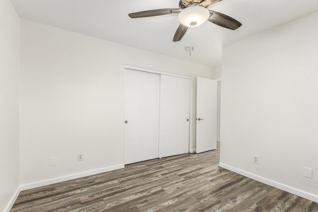 8821 W Loma Lane, Peoria, AZ 85345