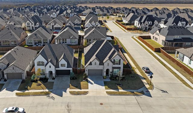 4029 Crepe Myrtle Street, Aubrey, TX 76227