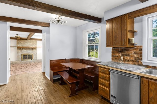 6137 Acatello Place, Poland, OH 44514