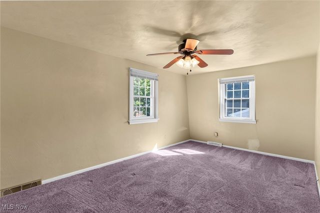 6137 Acatello Place, Poland, OH 44514