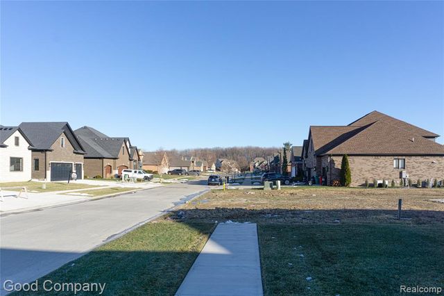 19324 Springbrook Drive, Macomb, MI 48044