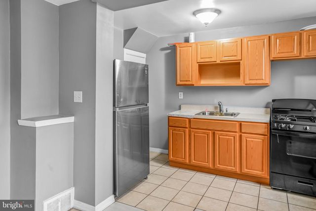 626 E RAYMOND ST, Philadelphia, PA 19120