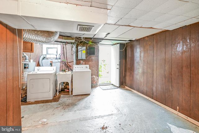 626 E RAYMOND ST, Philadelphia, PA 19120