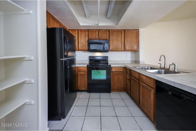 8629 N Katapa Trail, Tucson, AZ 85742