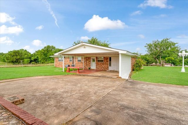 3472 Desvoignes Road, Denison, TX 75021