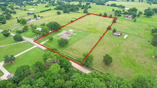 3472 Desvoignes Road, Denison, TX 75021