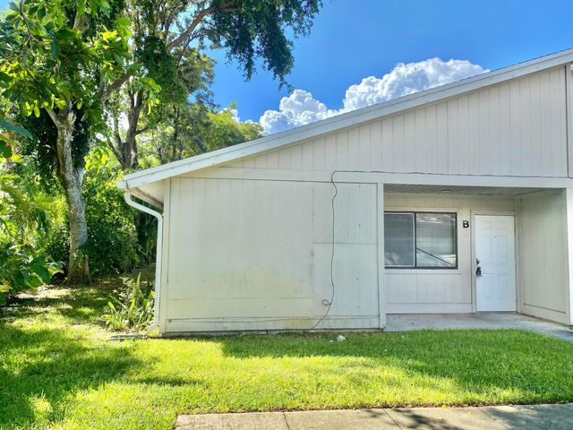 5320 Elmhurst Road B, West Palm Beach, FL 33417