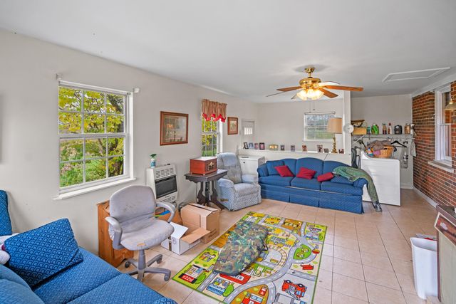 525 Chipman Ridge Road, Williamstown, KY 41097