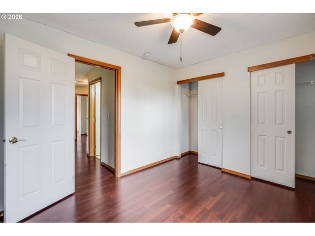 14134 E BURNSIDE St 2, Portland, OR 97233