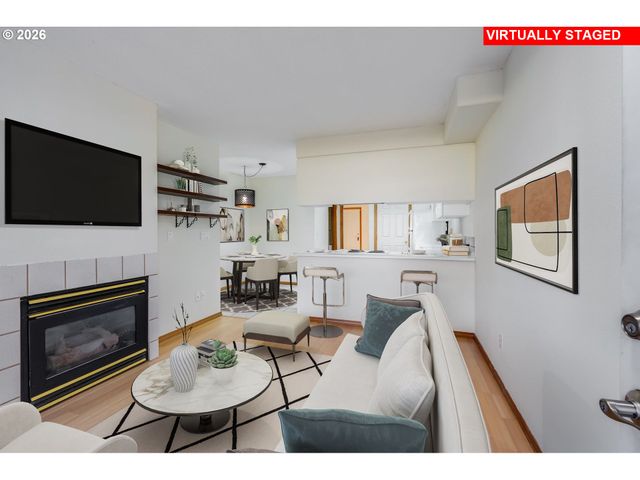 14134 E BURNSIDE St 2, Portland, OR 97233