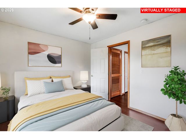 14134 E BURNSIDE St 2, Portland, OR 97233