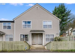 14134 E BURNSIDE St 2, Portland, OR 97233