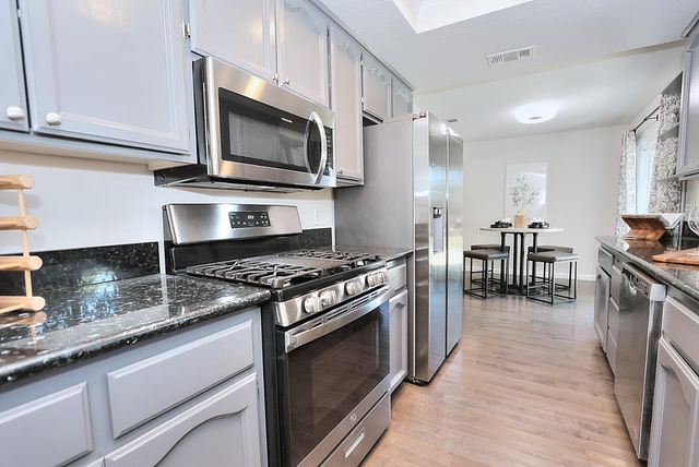 7016 Bobby St, Orangevale, CA 95662