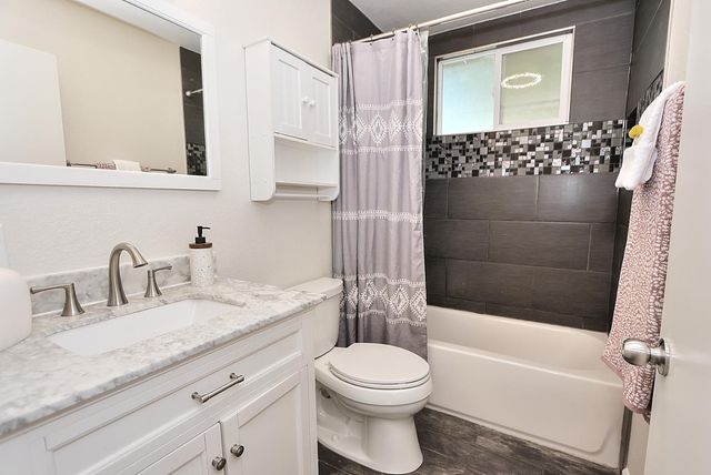 7016 Bobby St, Orangevale, CA 95662