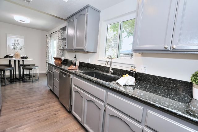 7016 Bobby St, Orangevale, CA 95662