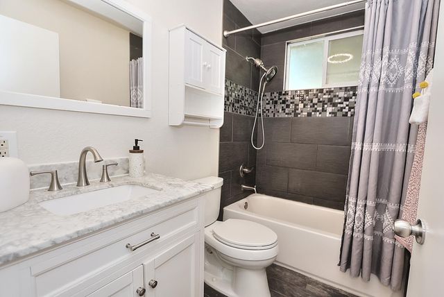 7016 Bobby St, Orangevale, CA 95662