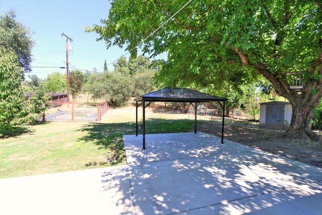 7016 Bobby St, Orangevale, CA 95662