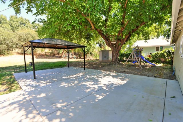 7016 Bobby St, Orangevale, CA 95662