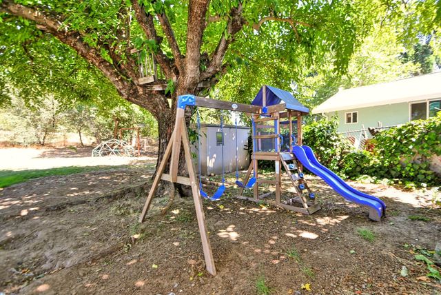 7016 Bobby St, Orangevale, CA 95662