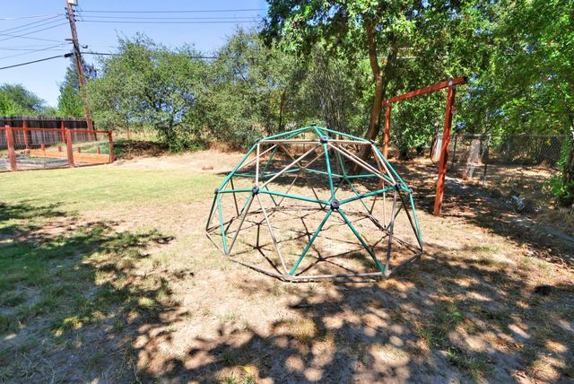 7016 Bobby St, Orangevale, CA 95662
