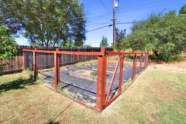 7016 Bobby St, Orangevale, CA 95662