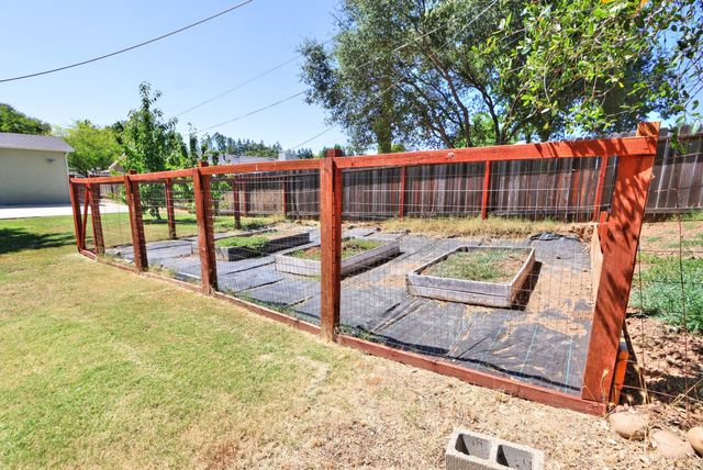 7016 Bobby St, Orangevale, CA 95662