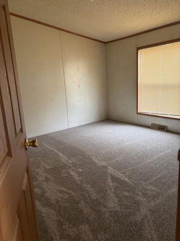 35532 M 40, Paw Paw, MI 49079