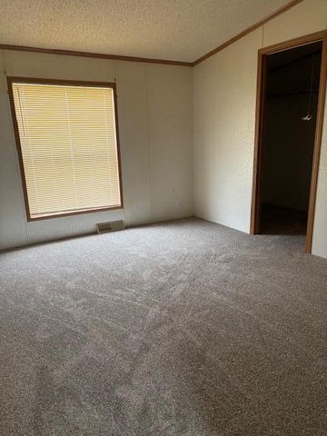 35532 M 40, Paw Paw, MI 49079