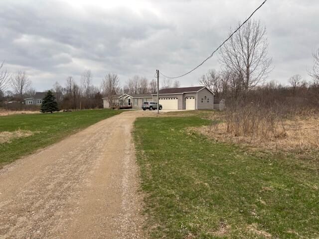 35532 M 40, Paw Paw, MI 49079