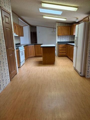 35532 M 40, Paw Paw, MI 49079