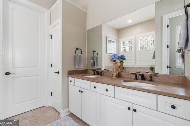 1051 Portside Court, Greensboro, GA 30642