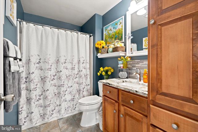 1281 ST PAULS CHURCH RD, Pennsburg, PA 18073