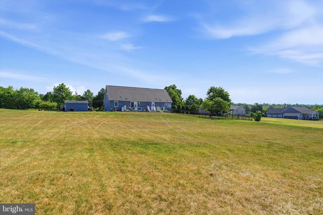 1281 ST PAULS CHURCH RD, Pennsburg, PA 18073
