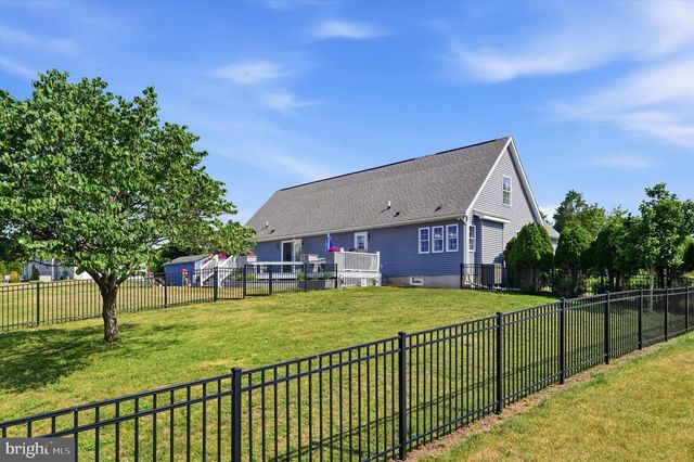 1281 ST PAULS CHURCH RD, Pennsburg, PA 18073