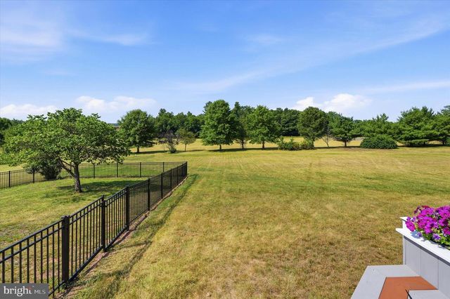 1281 ST PAULS CHURCH RD, Pennsburg, PA 18073