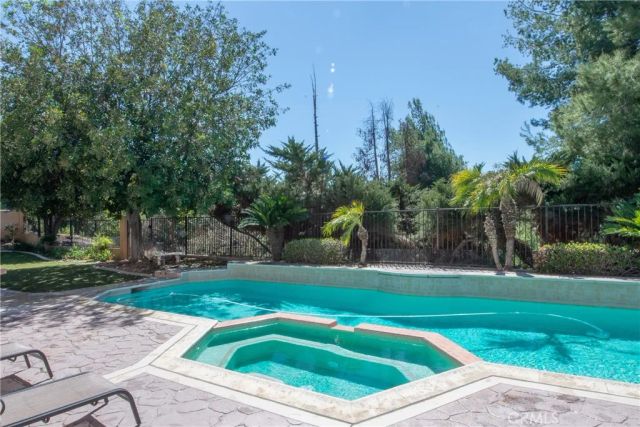7361 Via Vista, Riverside, CA 92506