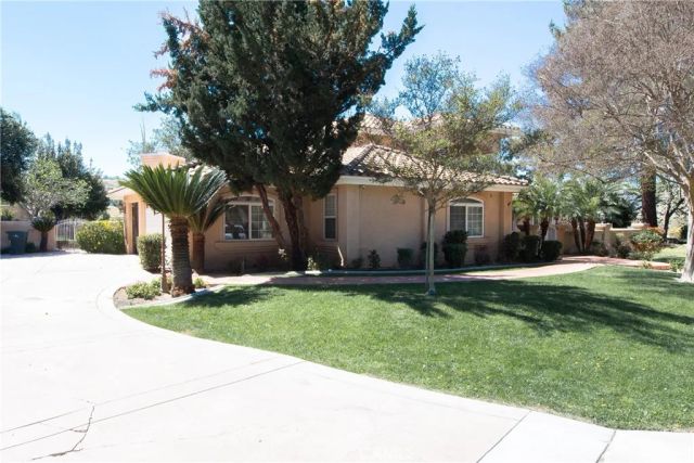 7361 Via Vista, Riverside, CA 92506