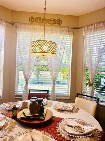 9205 Dupont Place, Wellington, FL 33414