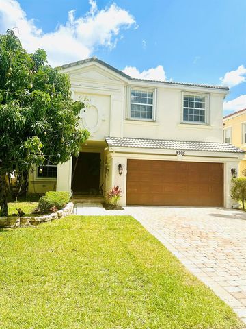 9205 Dupont Place, Wellington, FL 33414