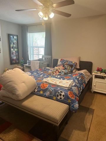 9205 Dupont Place, Wellington, FL 33414