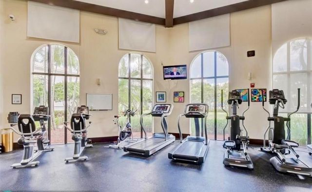 9205 Dupont Place, Wellington, FL 33414